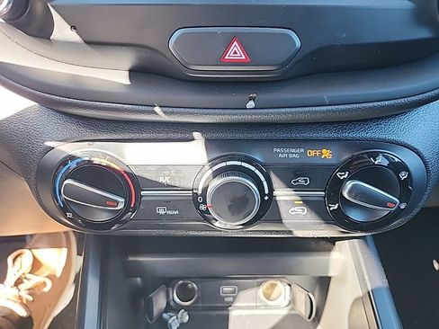 Used 2024 Kia Soul LX w/ Option Group 015 image 6