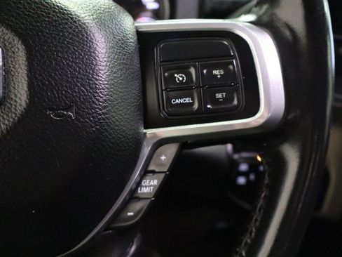 Used 2022 RAM 2500 Laramie AWD/4WD image 35