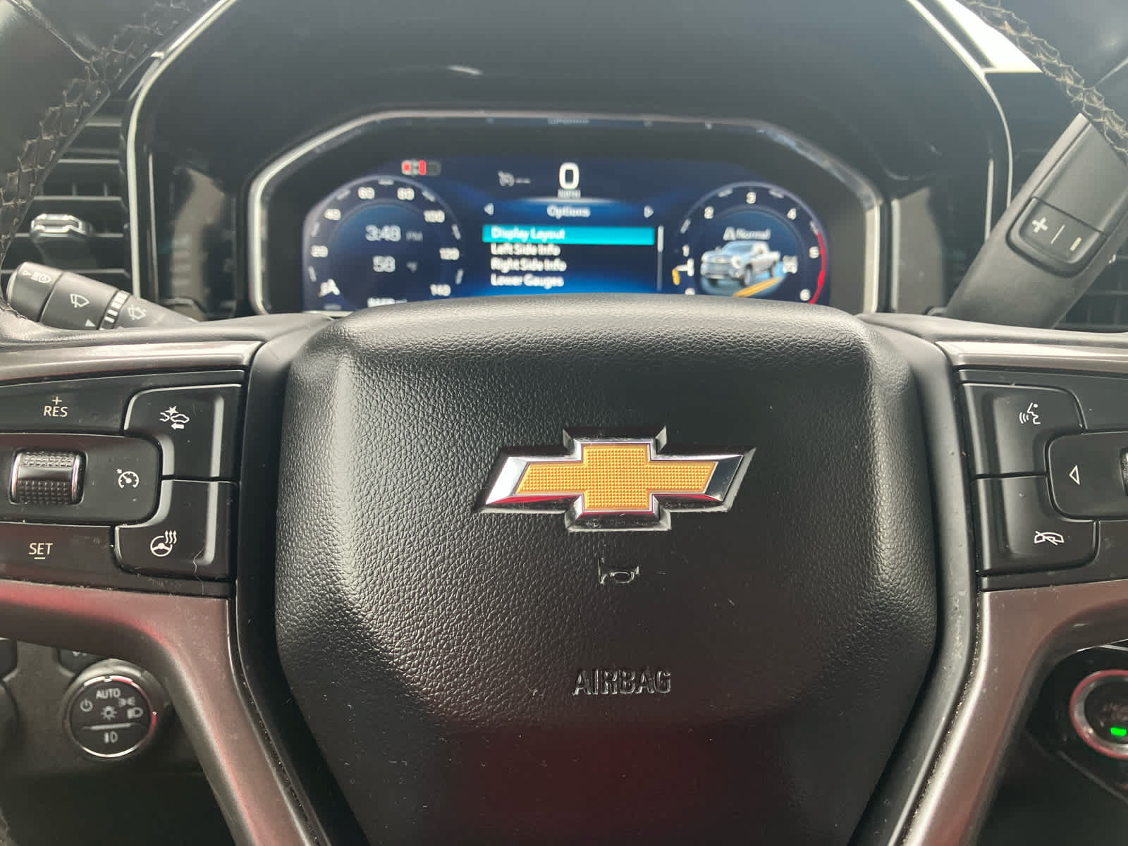 Used 2024 Chevrolet Silverado 2500 High Country w/ High Country Premium Package AWD/4WD image 17