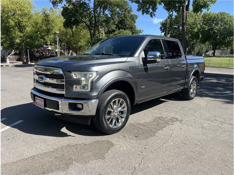 Used 2017 Ford F150 Lariat w/ Equipment Group 502A Luxury AWD/4WD image 1