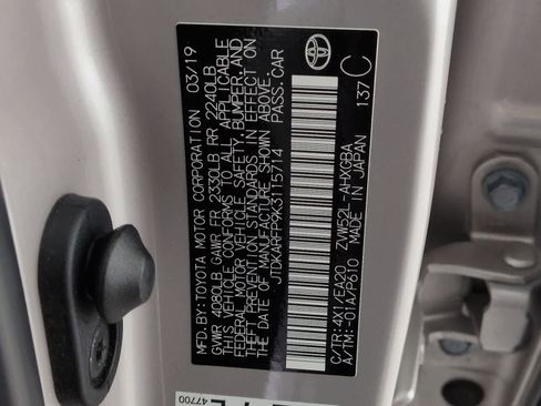 Used 2019 Toyota Prius Prime Premium FWD image 36