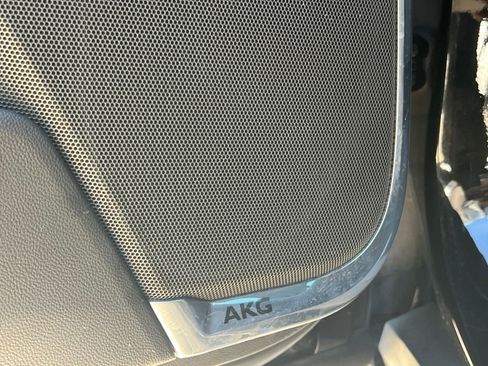 Used 2023 Cadillac Escalade V AWD/4WD image 29