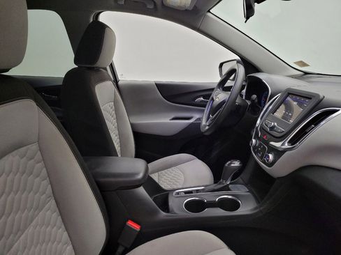 Used 2019 Chevrolet Equinox LS image 21