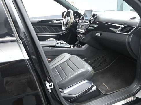 Used 2018 Mercedes-Benz GLS 63 AMG 4MATIC image 30