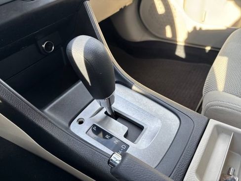 Used 2013 Subaru Crosstrek 2.0i Premium image 21