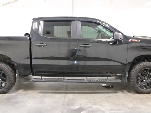 Used 2024 Chevrolet Silverado 1500 Custom Trail Boss AWD/4WD image 11