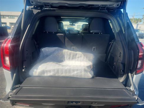 New 2026 Ford Expedition Tremor image 19