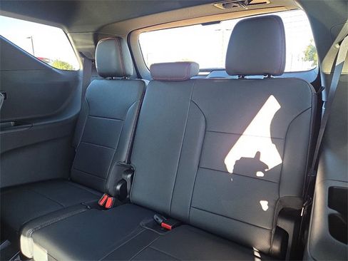 New 2026 Chevrolet Traverse Z71 w/ Driver Confidence Package image 8