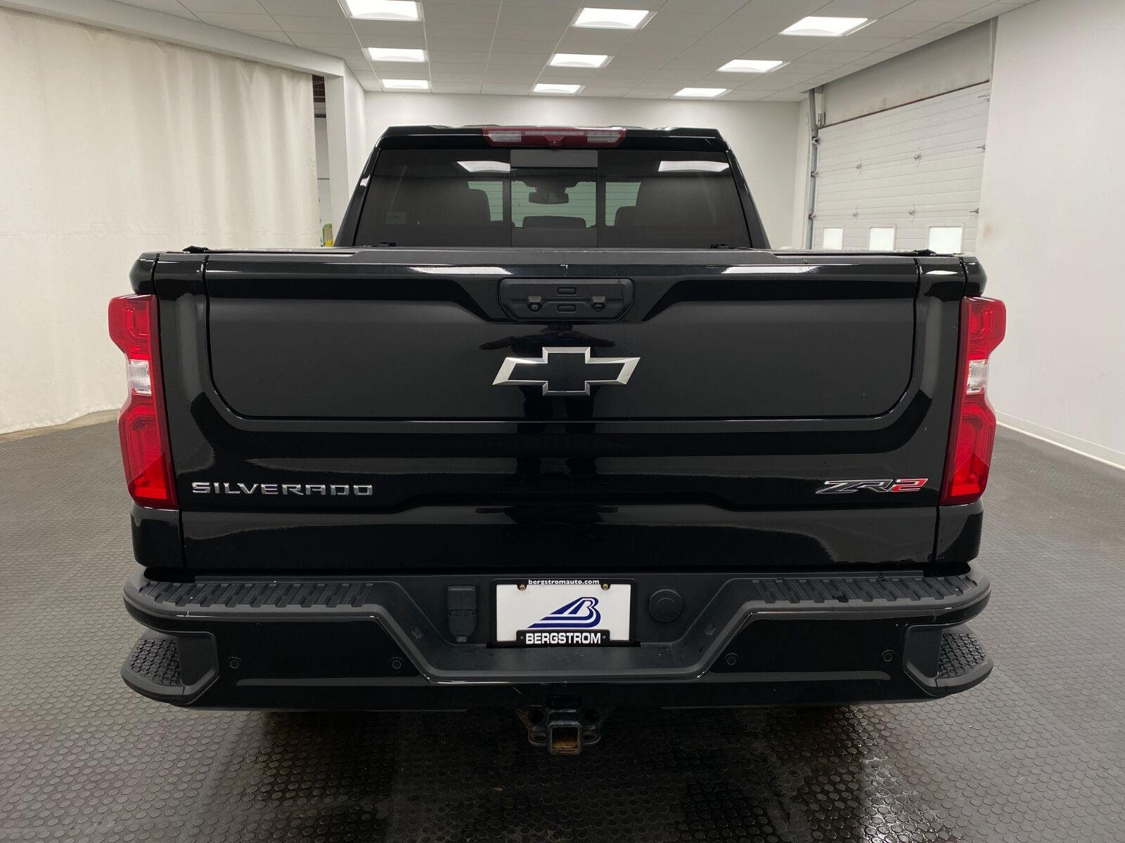 Used 2022 Chevrolet Silverado 1500 ZR2 AWD/4WD image 6