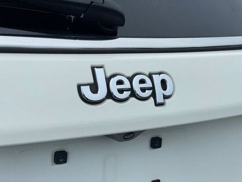 Used 2019 Jeep Compass Latitude w/ Popular Equipment Group AWD/4WD image 32