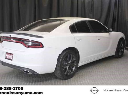 Used 2022 Dodge Charger SXT w/ Blacktop Package image 13