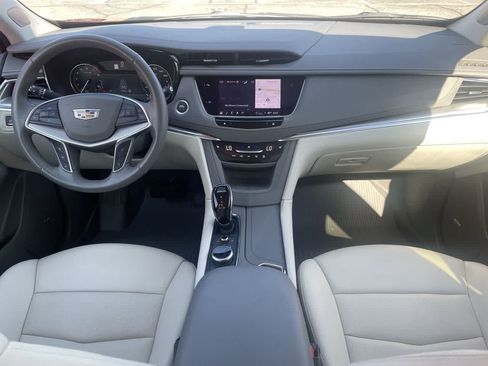 Used 2024 Cadillac XT5 Premium Luxury w/ LPO, Floor Liner Package AWD/4WD image 25