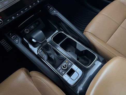 Used 2021 Kia Telluride SX w/ Towing Package image 20