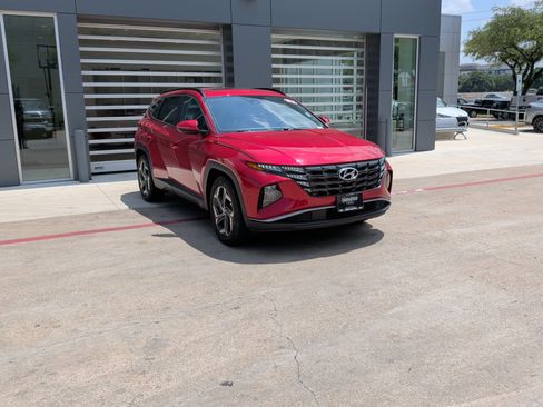 Used 2023 Hyundai Tucson SEL w/ Convenience Package FWD image 2