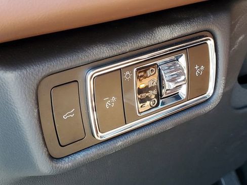 New 2026 Lincoln Aviator Reserve w/ Illumination Package AWD/4WD image 13
