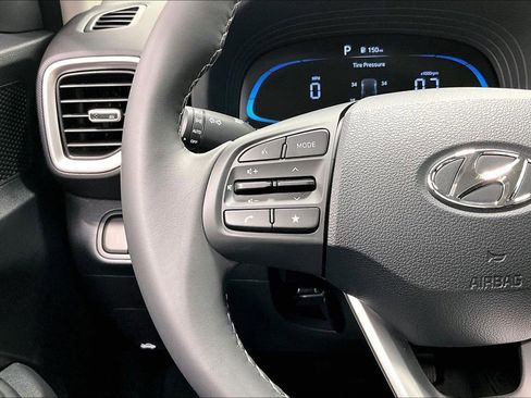 New 2026 Hyundai Venue SEL image 13
