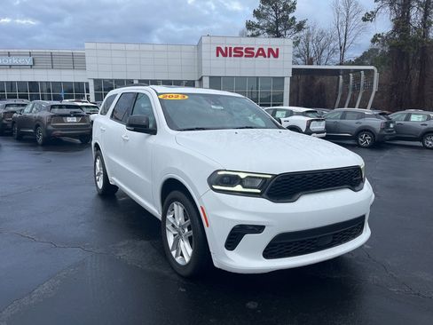 Used 2023 Dodge Durango GT image 1