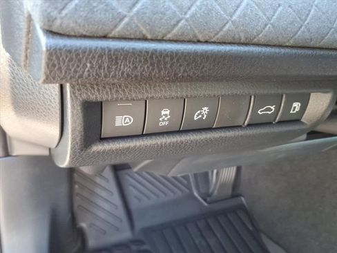 New 2025 Toyota Camry XLE image 10