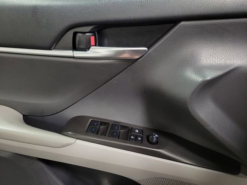 Used 2023 Toyota Camry LE FWD image 19