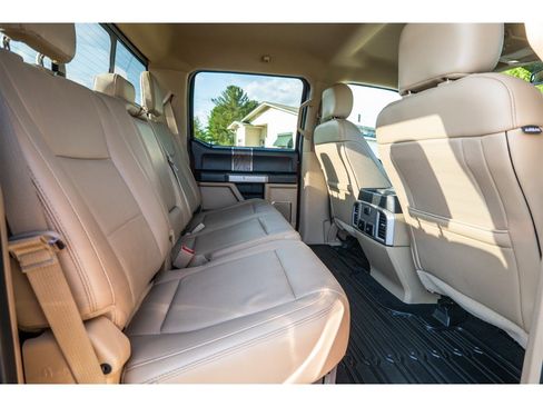 Used 2019 Ford F350 Lariat w/ Lariat Ultimate Package AWD/4WD image 34