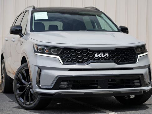 Used 2022 Kia Sorento SX AWD/4WD image 2