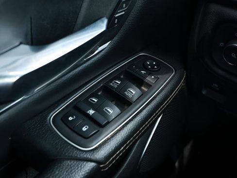 Used 2024 RAM 1500 Laramie RWD image 23