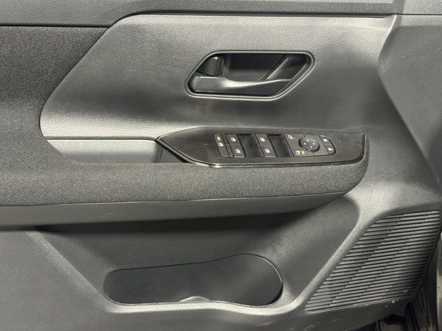 New 2026 Nissan Kicks S w/ Charging Package FWD image 9
