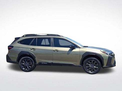Used 2024 Subaru Outback Onyx Edition AWD/4WD image 7