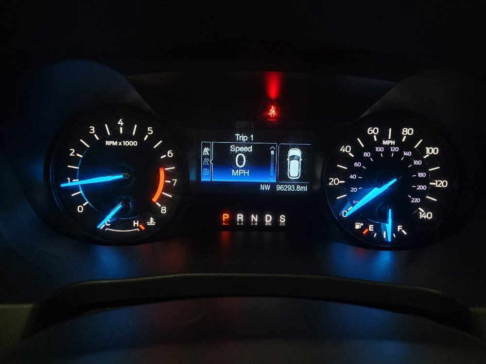 Used 2018 Ford Explorer XLT AWD/4WD image 23