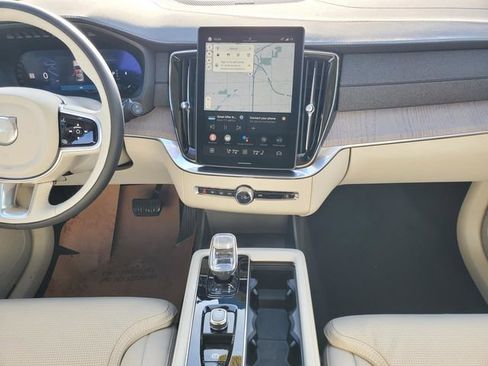 New 2026 Volvo XC90 B6 Ultra w/ Protection Package AWD/4WD image 29