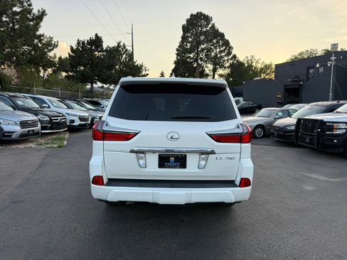 Used 2017 Lexus LX 570 4WD image 7
