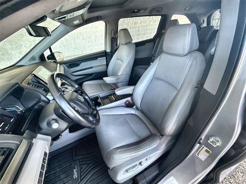 Used 2019 Honda Odyssey EX-L image 19