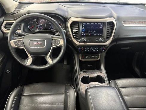 Used 2023 GMC Acadia Denali AWD/4WD image 11