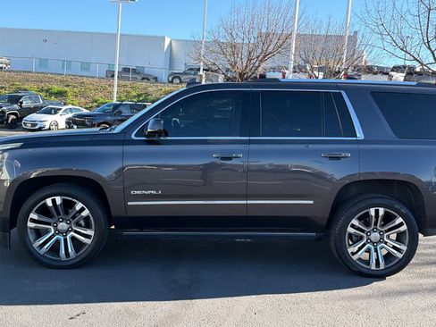 Used 2018 GMC Yukon Denali w/ Denali Ultimate Package image 8