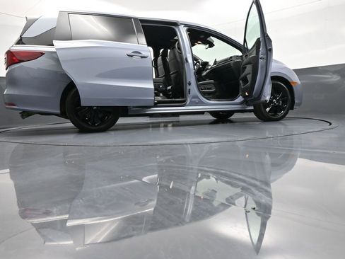 Used 2024 Honda Odyssey Sport image 50