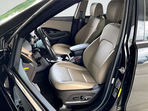 Used 2016 Hyundai Santa Fe Sport w/ Option Group 03 FWD image 18