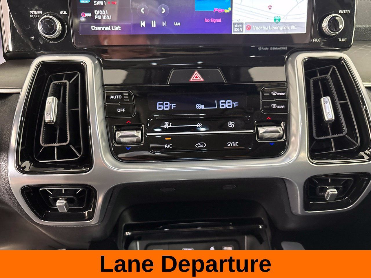 Used 2023 Kia Sorento SX FWD image 19