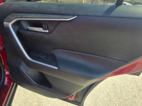 Used 2025 Toyota RAV4 XLE w/ Convenience Package image 13