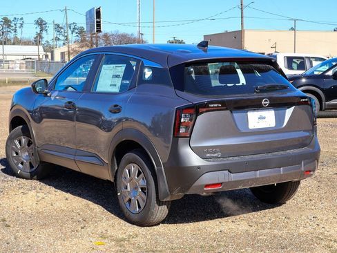 New 2026 Nissan Kicks S image 2