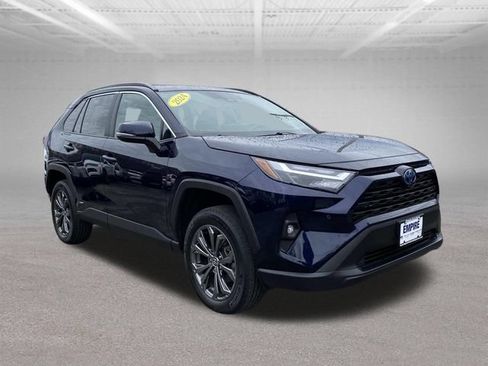 Used 2024 Toyota RAV4 XLE Premium w/ Weather Package AWD/4WD image 4
