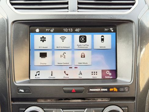 Used 2018 Ford Explorer XLT w/ Equipment Group 202A image 40