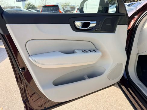New 2026 Volvo XC60 B5 Ultra w/ Protection Package Premier image 10