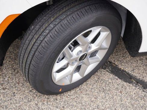 New 2025 Kia Soul LX w/ LX Technology Package image 9