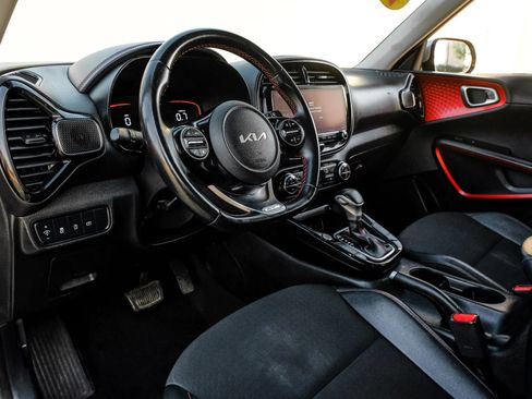 Used 2023 Kia Soul GT-Line FWD image 21