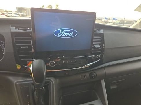 Used 2025 Ford Transit 350 XLT RWD image 13