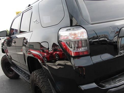 Used 2020 Toyota 4Runner TRD Off-Road AWD/4WD image 49