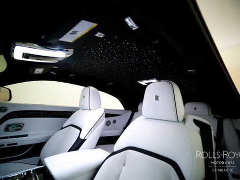 Used 2024 Rolls-Royce Spectre w/ Spectre Launch Package image 12