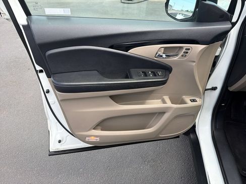 Used 2018 Honda Pilot Elite image 10