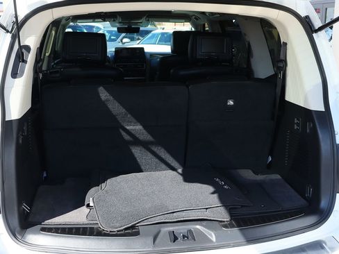 Used 2022 INFINITI QX80 Luxe w/ All-Season Package image 24