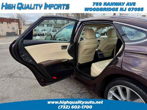 Used 2014 Toyota Avalon XLE Touring image 15